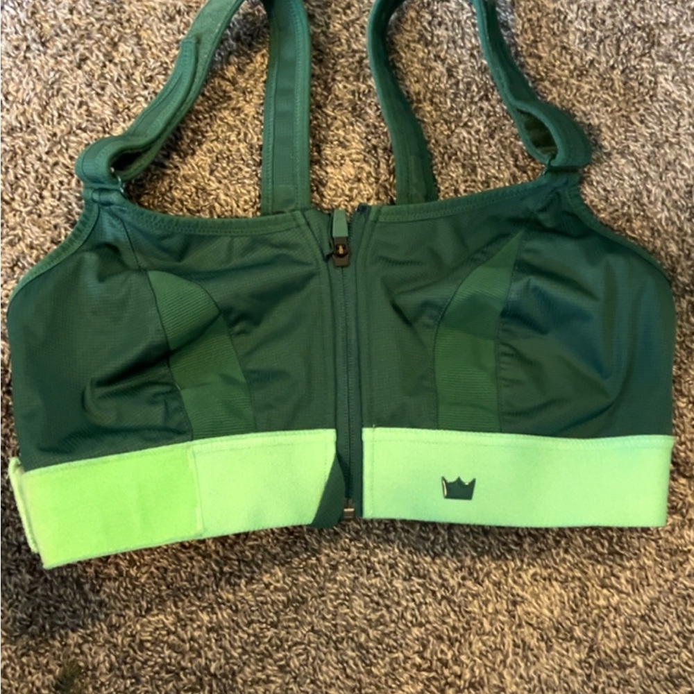 Green Shefit Sports Bra - 1luxe